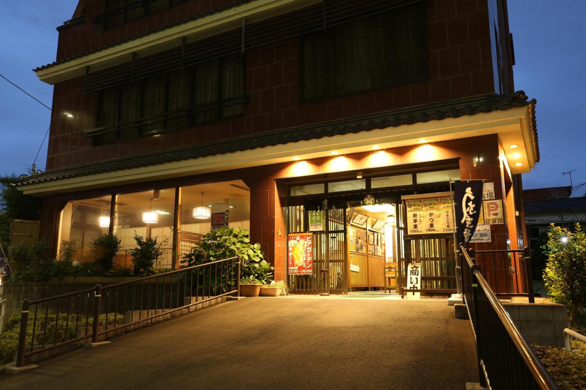 東京スカイツリー眺望 一棟貸切 駅徒歩50秒 浅草8分 スカイツリー4分 銀座20分 Lägenhet Tokyo prefektur Exteriör bild